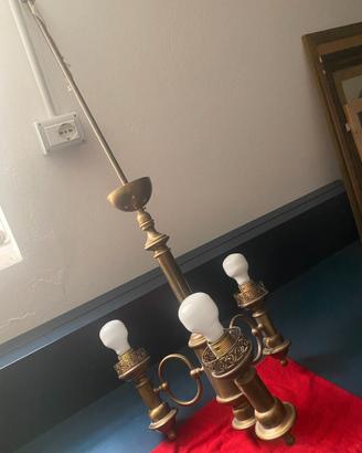 Lampadario a tre luci