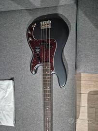 Fender Vintera II Road Worn "60s Precision Bass