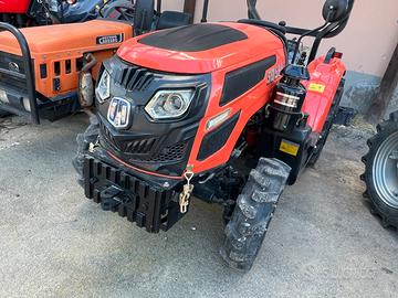 Trattore Cv.50 a 4 ruote motrici Frutteto