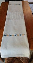 tovaglia antica realizzata interamente a mano