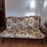 Divano e 2 poltrone