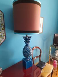 lampada d'appoggio in ceramica a forma di ananas