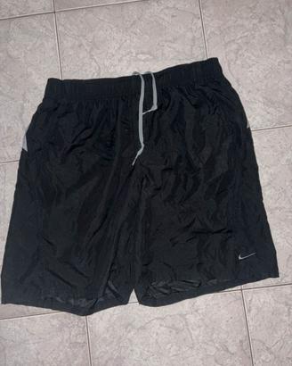 Pantaloncino nike da mare e piscina