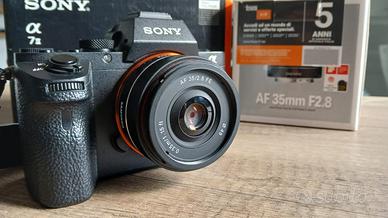 Sony A7 II - solo 6032 scatti - 2 batterie-scatola