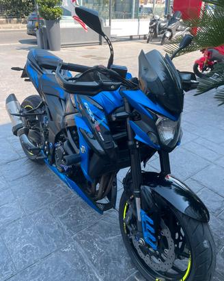 Suzuki GSX S 750