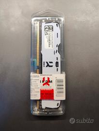 RAM DDR4 16GB KIT
