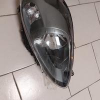 Faro Fiat Grande Punto 2009