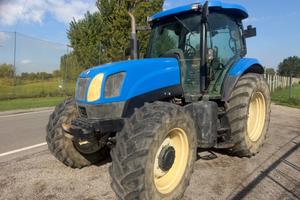 New Holland TSA 135