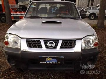 Nissan Navara double cab del 2005 - Uso Ricambi