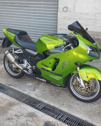 Kawasaki ninja zx12r 