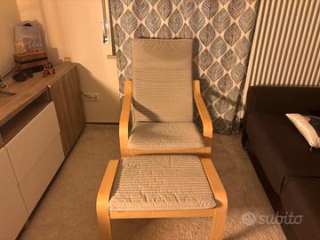 Poltrona IKEA Poäng + panchetto 160€