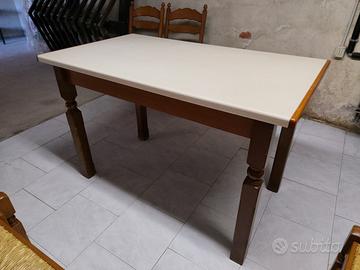 tavolo cucina con 6 sedie