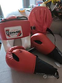 casco boxe xl e guantoni 