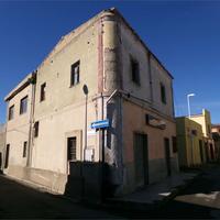 Stabile bi livelli in centro