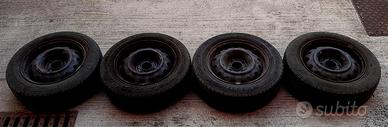 4 gomme e 4 borchie invernali 175/65 R14