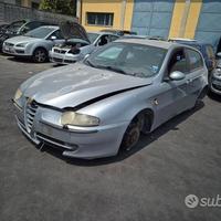 Alfa Romeo 147 5 Porte Demolita - Per Ricambi