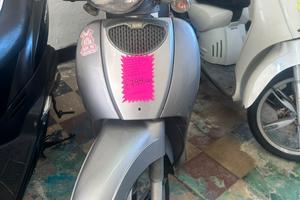 Aprilia Scarabeo 50 4T