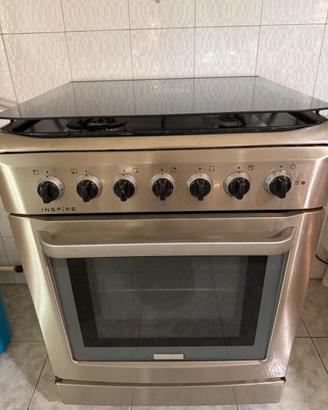 Cucina REX Elettrolux “Inspire” 4 fuochi NUOVO