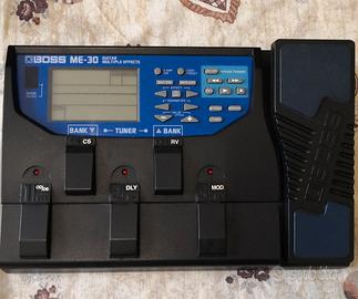 Pedaliera effetti Boss Me per chitarra