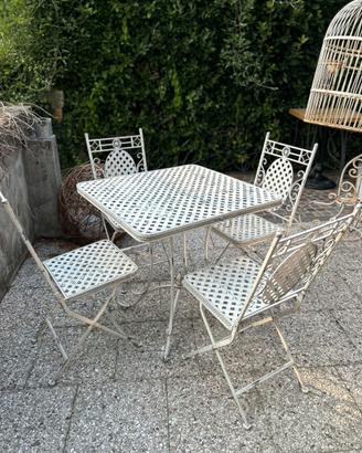 Arredo giardino provenzale