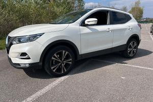Nissan Qashqai connecta