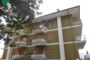 3 LOCALI A OLEVANO ROMANO