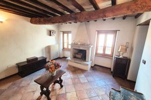 Cielo-terra ristrutturato Santa Lucia, VT/292