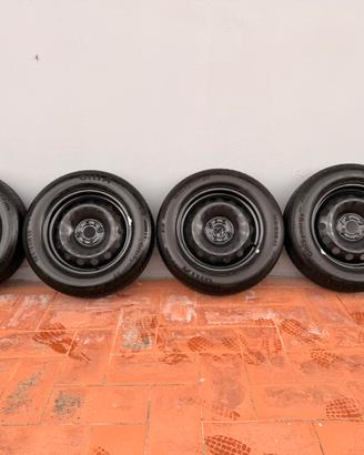 Ruote Cerchi e Pneumatici Fiat 500 185/65/15