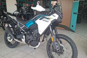 CFMOTO 450MT NEW COLOUR PROMO AKRAPOVIC