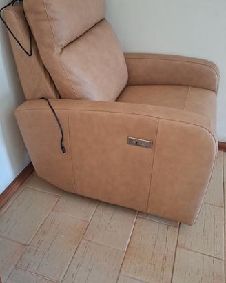 Poltrona elettrica in pelle
