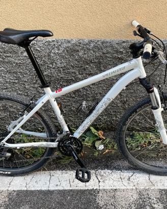 SPECIALIZED