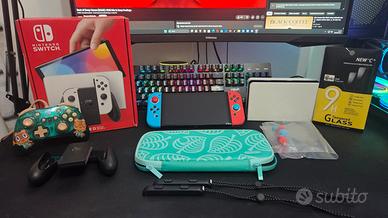 Nintendo Switch OLED Bianca + Accessori