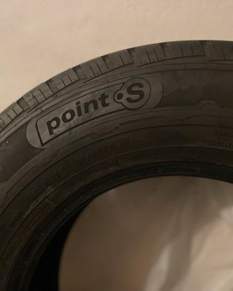 Nr2 pneumatici 195 80 R 15 C 106/104 R