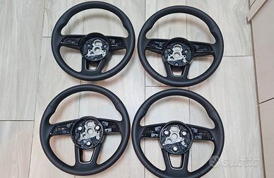 Volante Audi senza tasti e senza airbag 