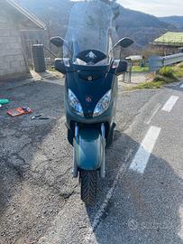 Yamaha x max 250
