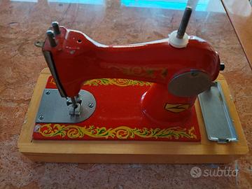 Macchina da cucire 