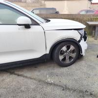 Volvo  XC 40 autocarro