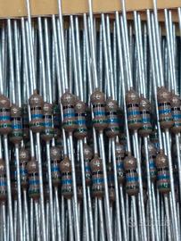 Stock Resistenze 56 ohm