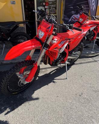 Beta RR Enduro 350 X-Pro 2026 Nuova da Immatricola