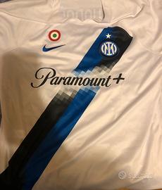 Maglia ufficiale Inter