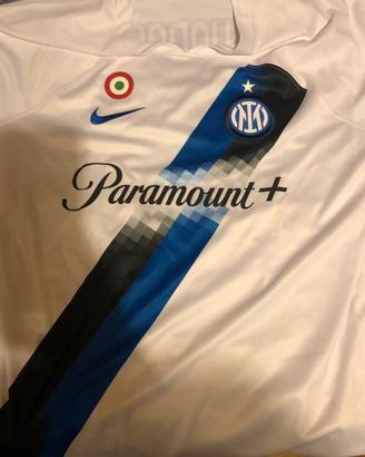 Maglia ufficiale Inter