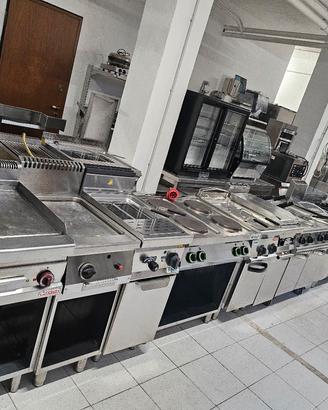 attrezzature da lavoro  ristorante industriale 