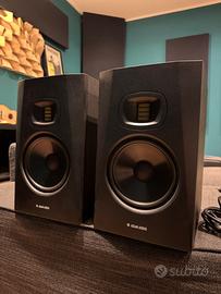 Adam T7V