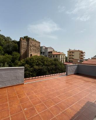 Bi-Locale con Terrazza Panoramica Esclusica