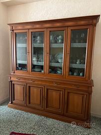 Credenza classica