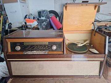 Mobile Radio Giradischi d'epoca LOEWE OPTA Domino