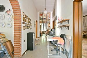 Casa indipendente da ristrutturare con potenziale