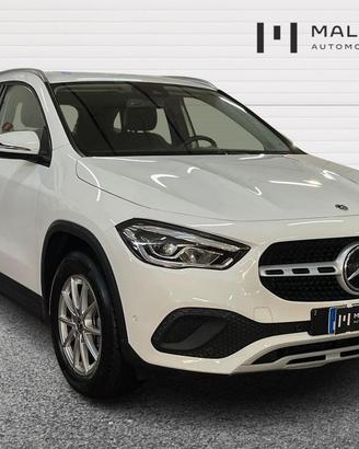 MERCEDES-BENZ GLA 180 d Business Extra auto