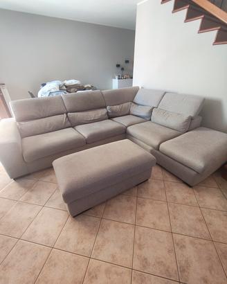 DIVANO POLTRONESOFÀ 