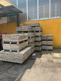 Piastrelle giardino 40x40 sasso lavato